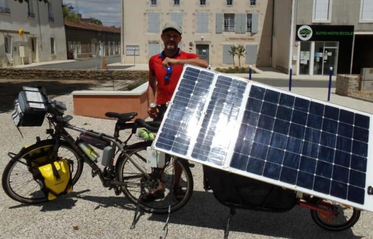 Peut on recharger une batterie vélo avec un panneau solaire ?