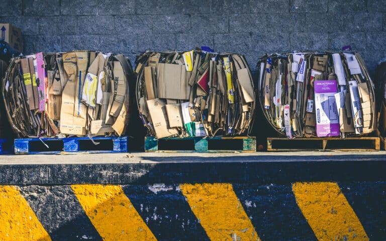 Compacteur à déchets et valorisation des déchets: Avantages pour l’environnement et l’entreprise