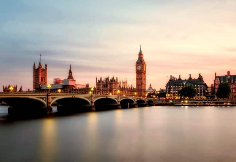 Quel est le prix moyen d’un stage linguistique en Angleterre ?